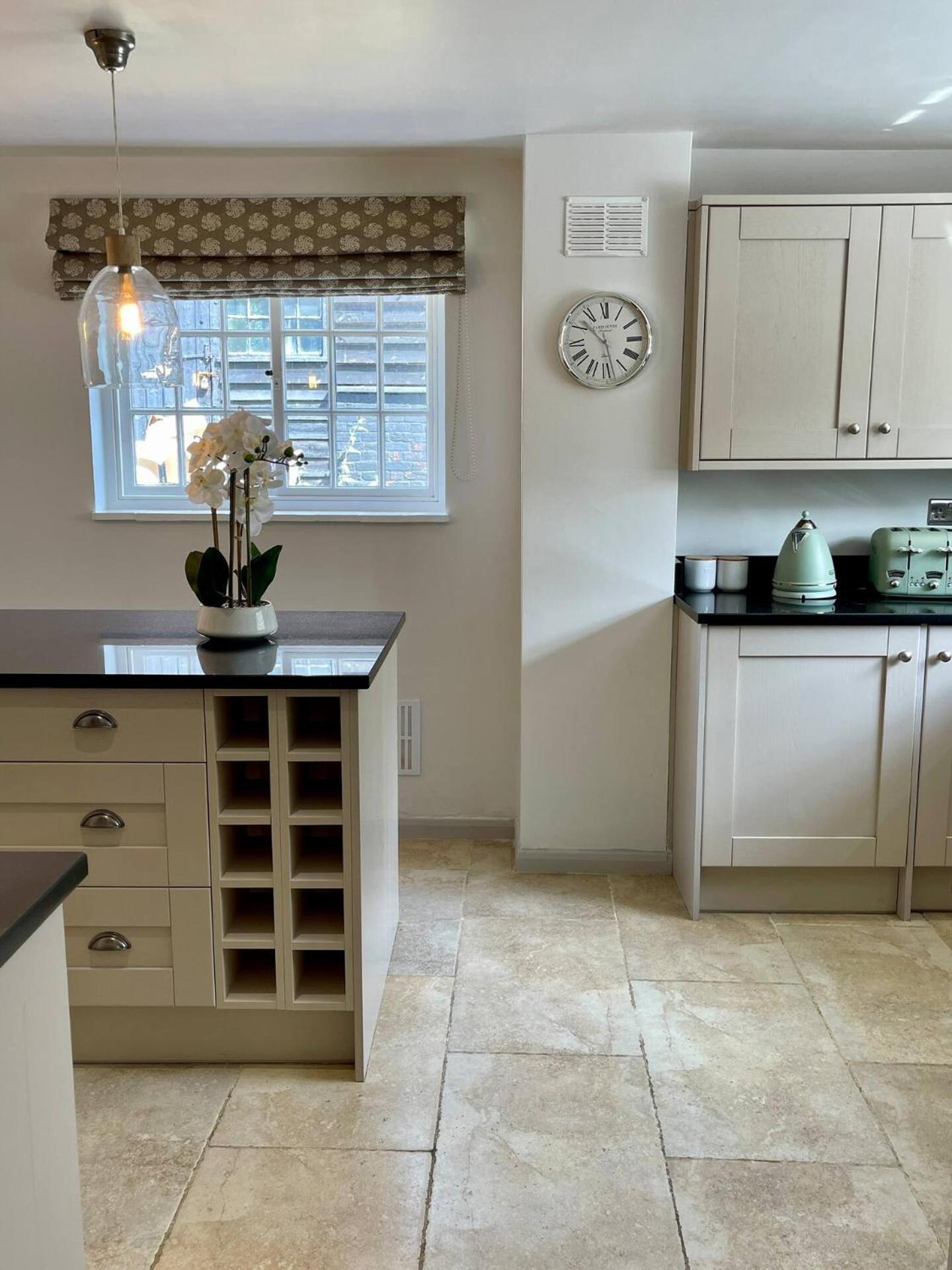 Elegant Oak Beamed House In Pretty Village - Cambridge Homehost Buckden  Exteriér fotografie